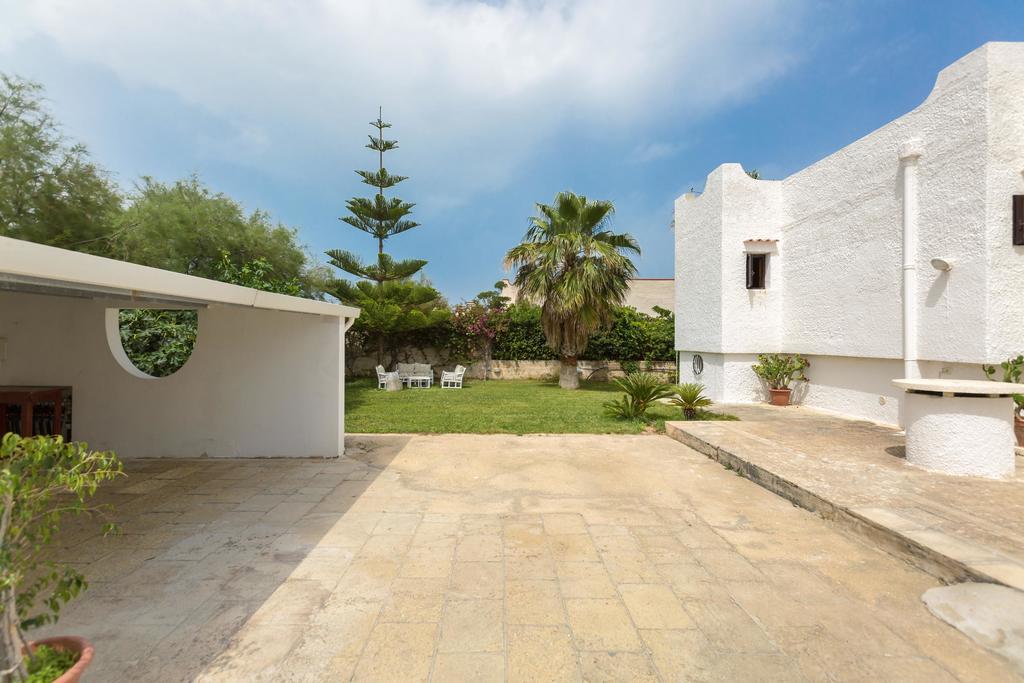 Villa Isabo Mola di Bari Exterior photo