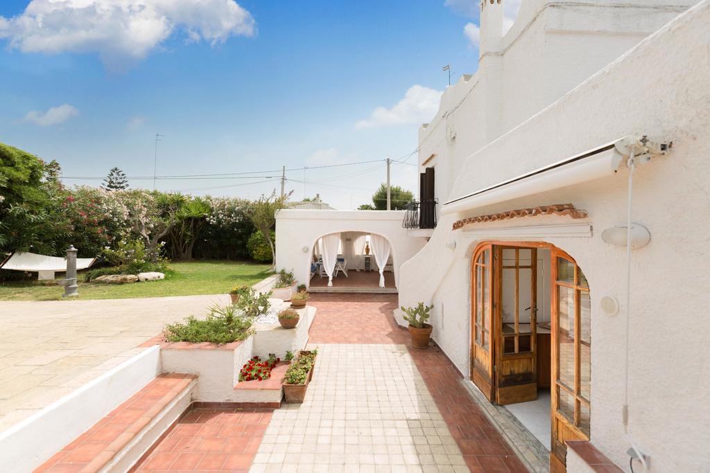 Villa Isabo Mola di Bari Exterior photo